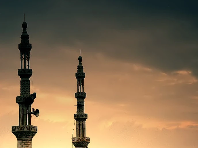 تعلم أحكام الأذان والإقامة